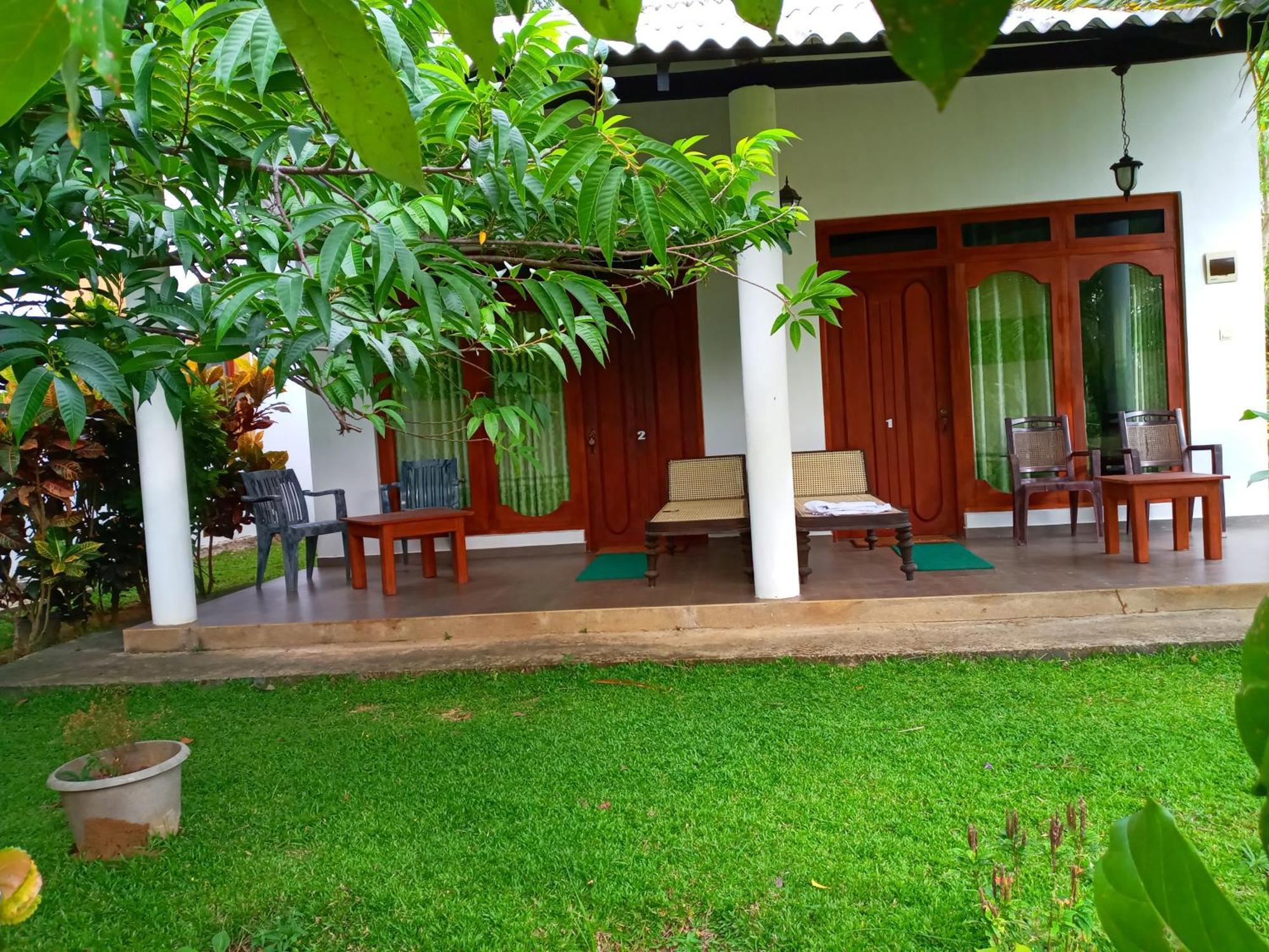 Hideaway Homestay Хабарана Экстерьер фото