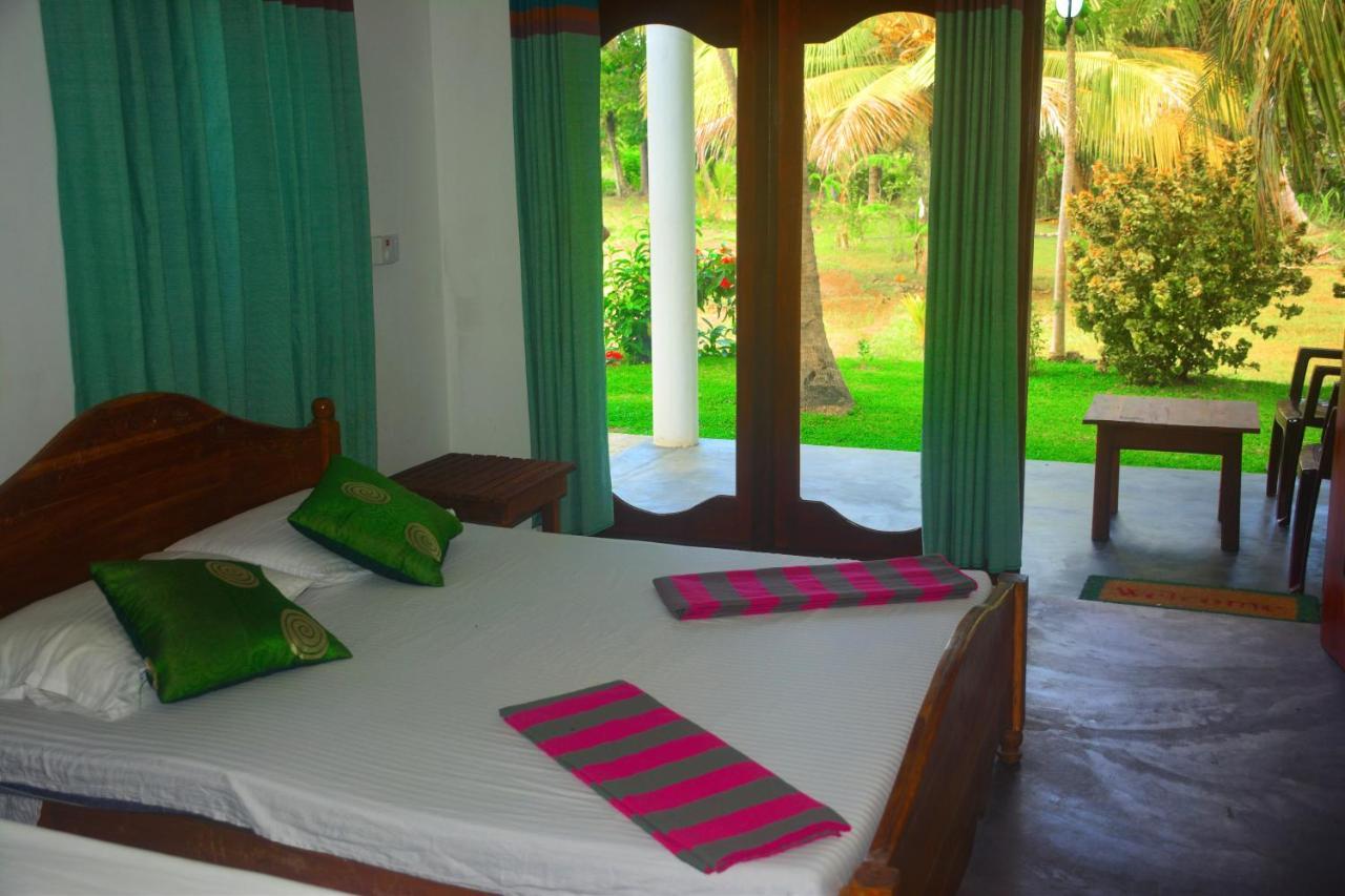 Hideaway Homestay Хабарана Экстерьер фото