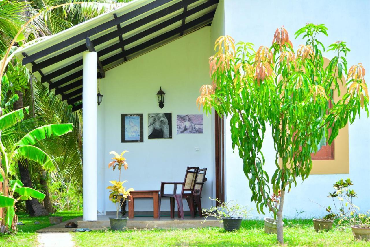 Hideaway Homestay Хабарана Экстерьер фото
